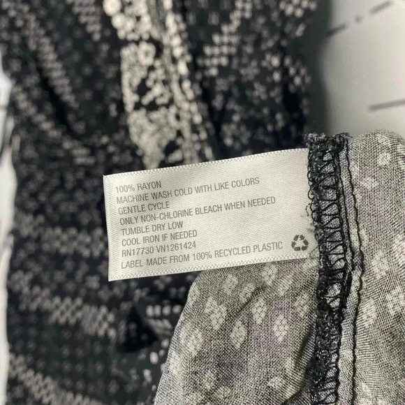 Mossimo Gauze Aztec Boho Black Romper w/Pockets - Picture 7 of 8